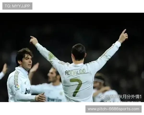 足球史上十大球星盘点 每一位都定义了时代的传奇与辉煌